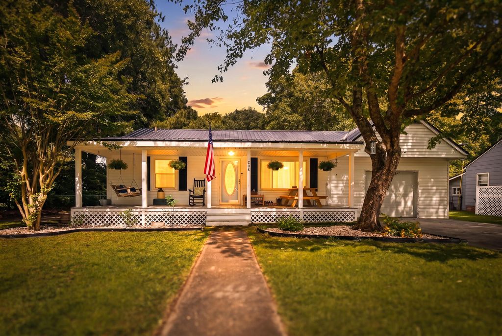 Photo of 206 N Winter Street, Moncks Corner, SC 29461 (MLS # 26013517)