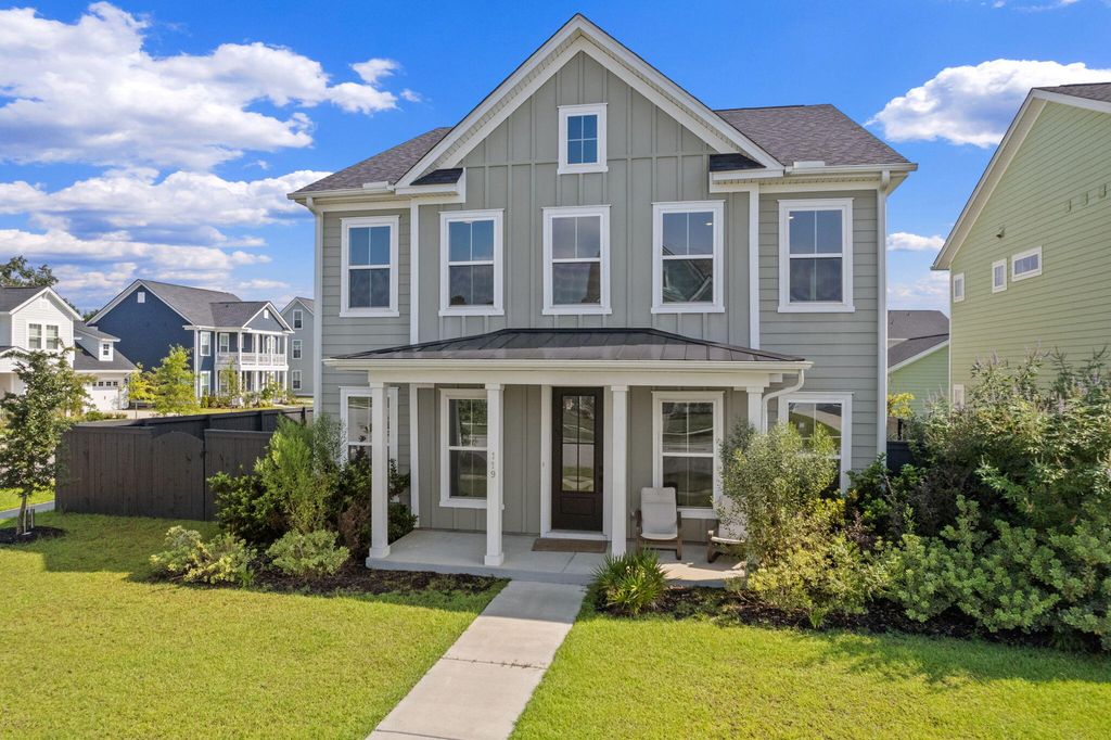 Photo of 119 Archdale Street, Summerville, SC 29486 (MLS # 25023007)
