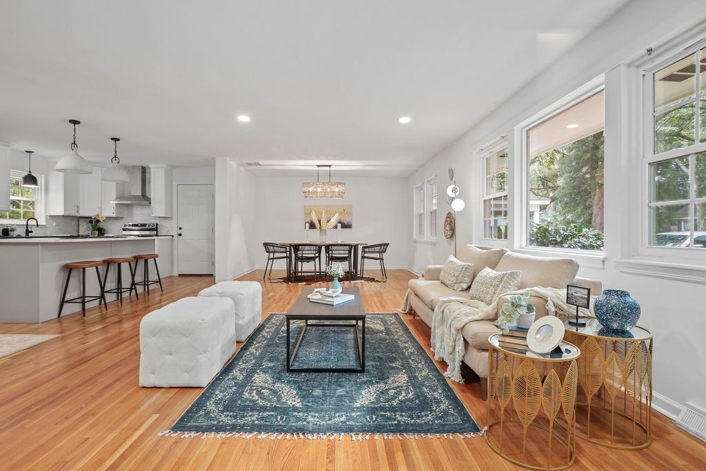 Photo of 1134 Mim Avenue, Charleston, SC 29407 (MLS # 25026720)