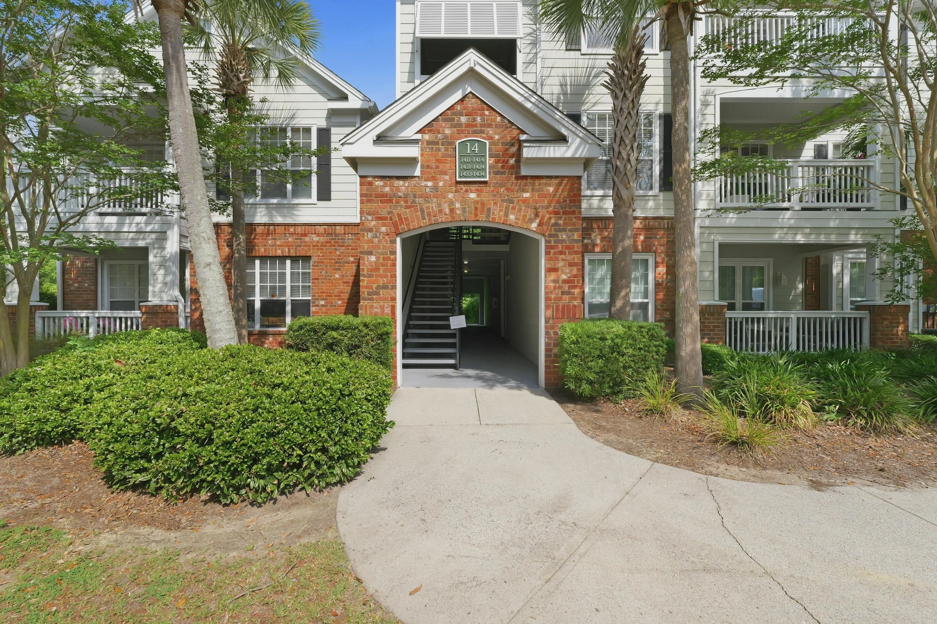 45 Sycamore Avenue Unit 1434