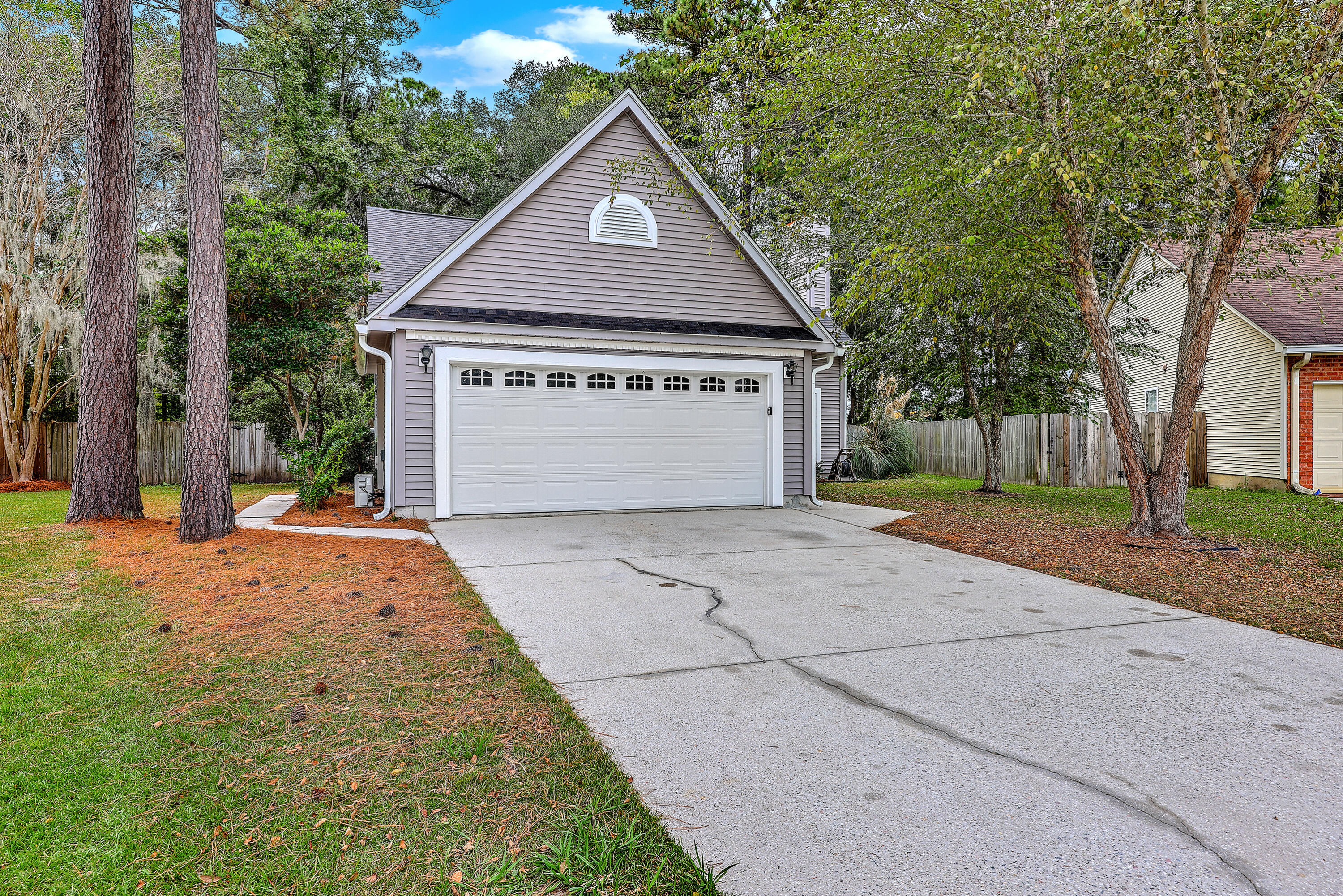 8610 Heatherglen Court