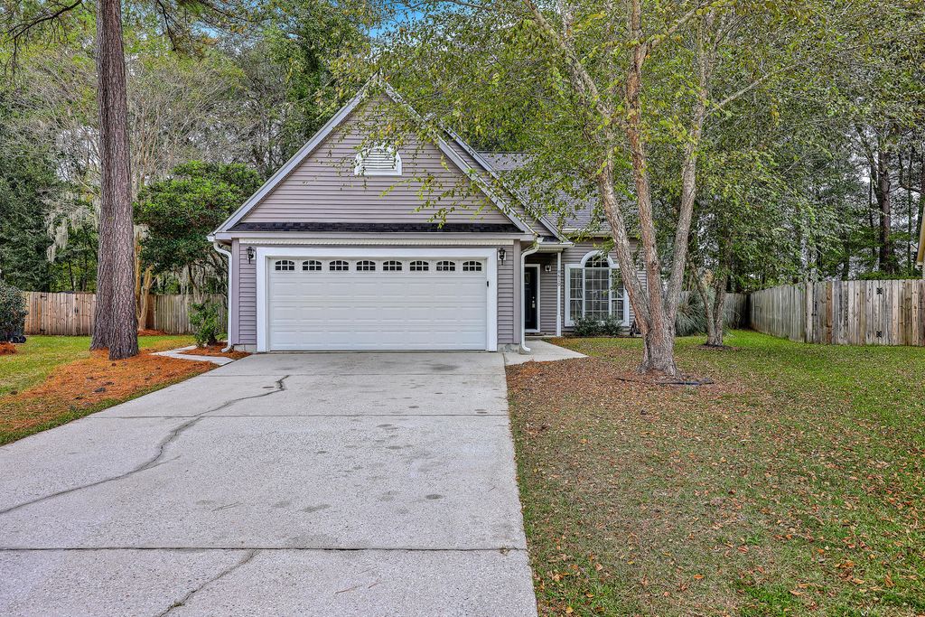 Photo of 8610 Heatherglen Court, North Charleston, SC 29420 (MLS # 25026651)