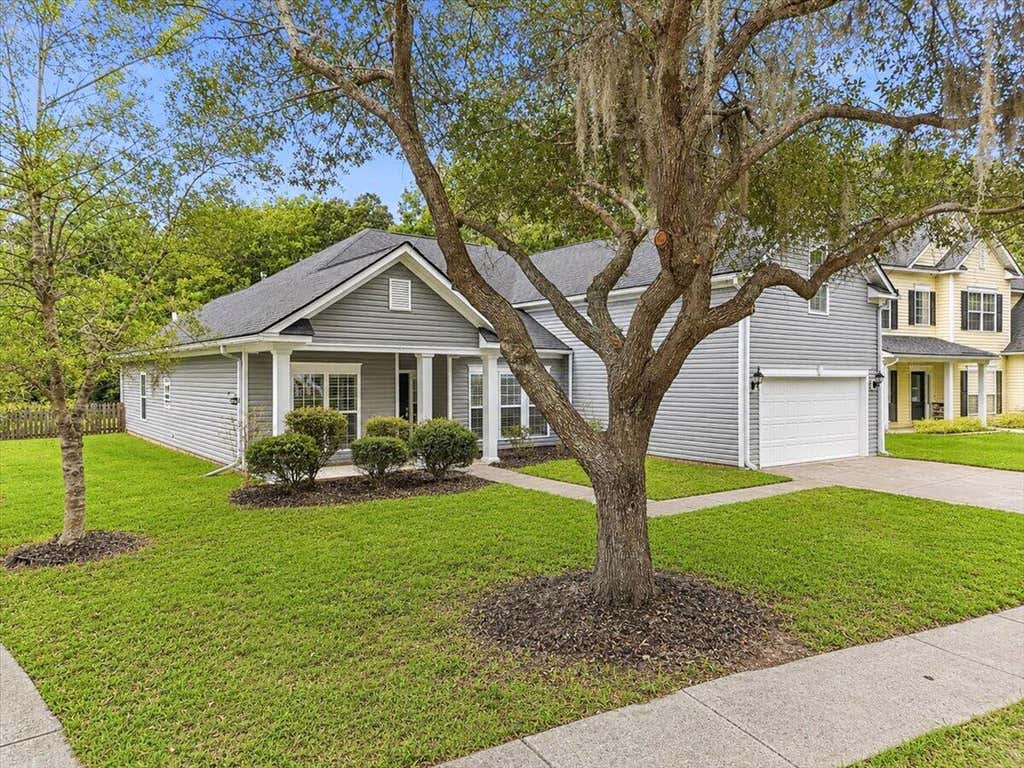Photo of 9629 Pebble Creek Boulevard, Summerville, SC 29485 (MLS # 26021047)