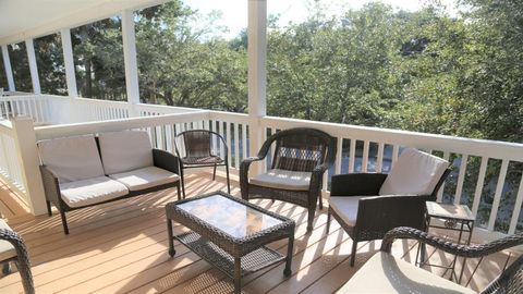 A home in Edisto Island