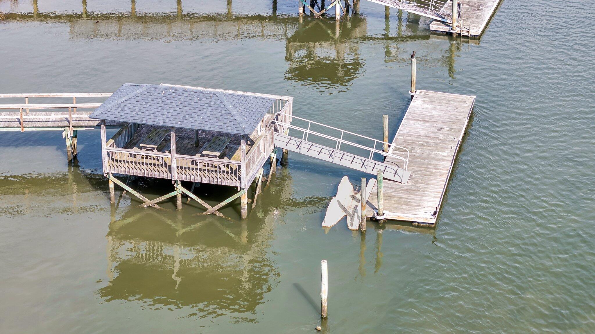 2224 Shoreline Drive