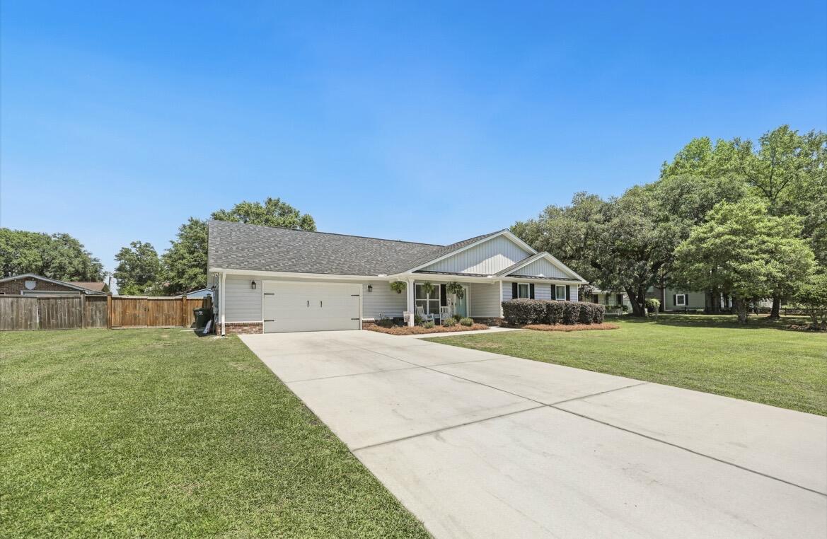 1207 Dennis Boulevard