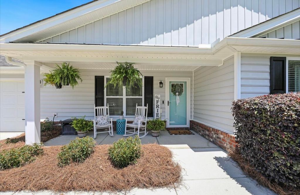 Photo of 1207 Dennis Boulevard, Moncks Corner, SC 29461 (MLS # 26013238)