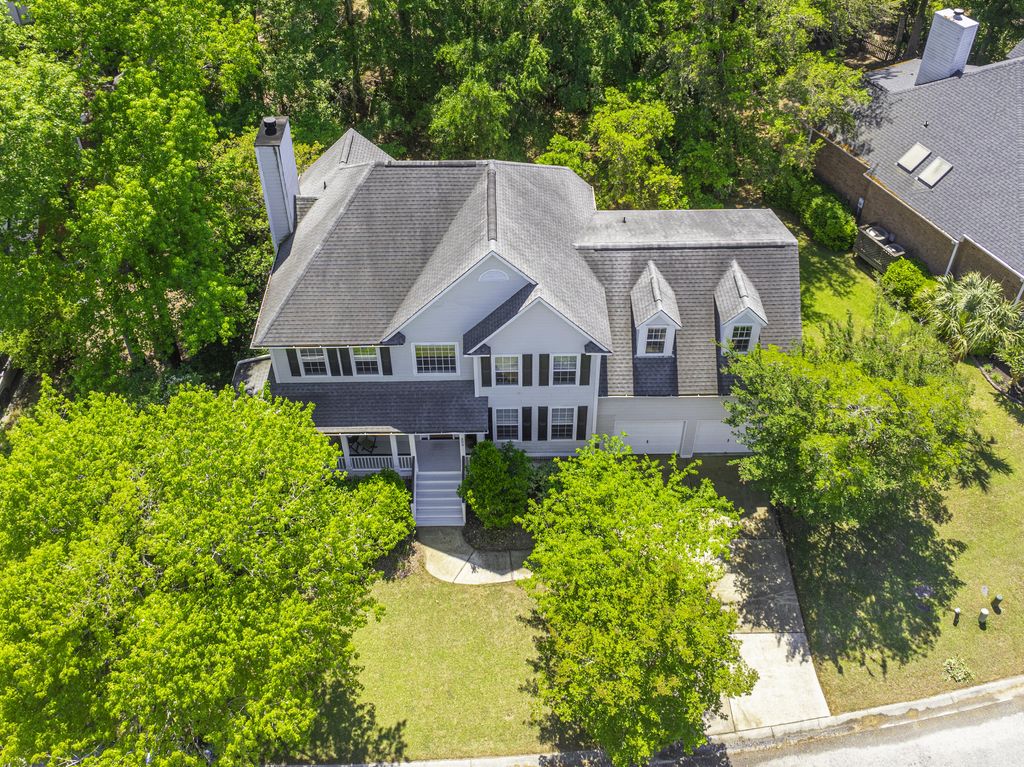 Photo of 200 Oak Point Landing Drive, Mount Pleasant, SC 29464 (MLS # 26011009)