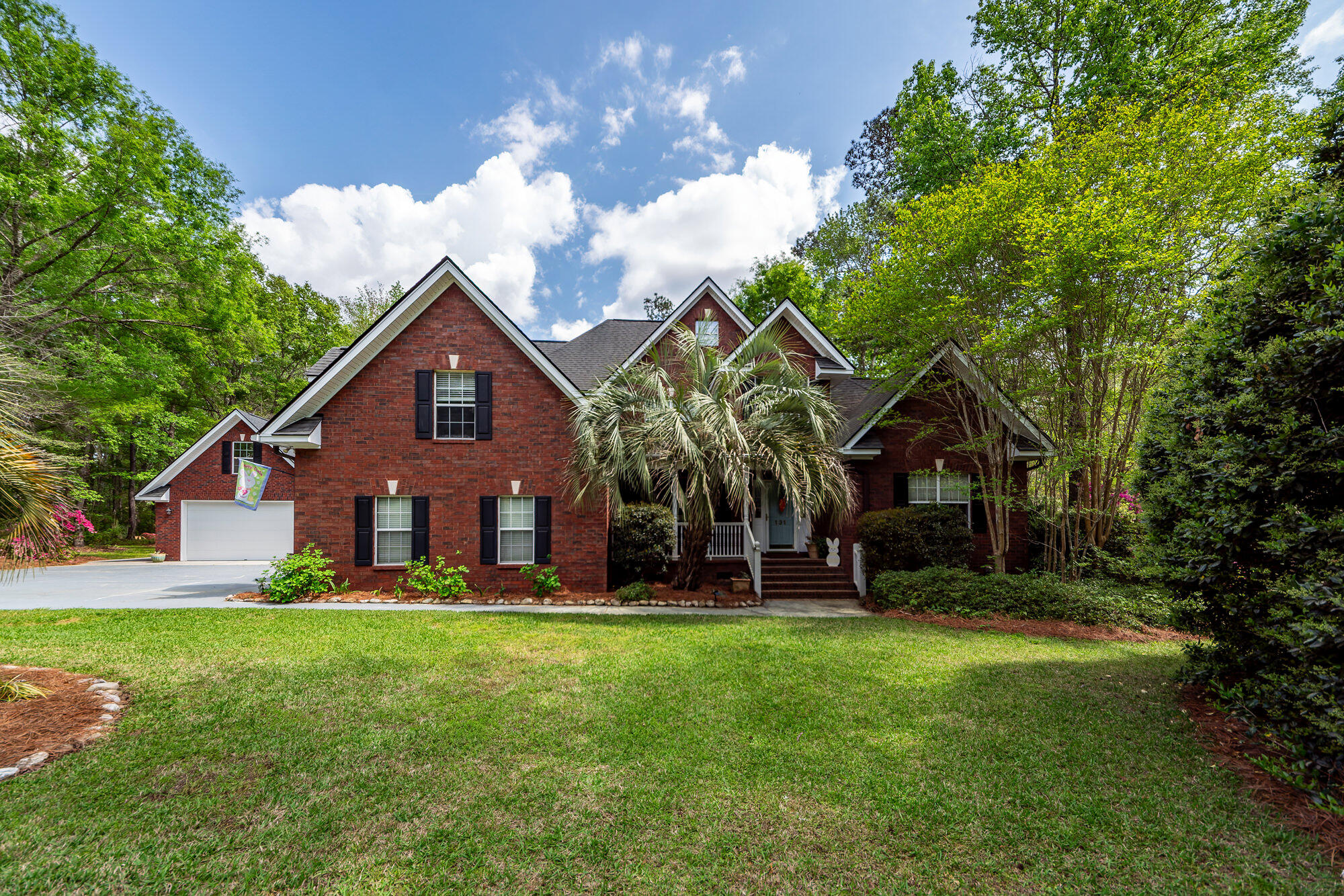 131 Arrowridge Court