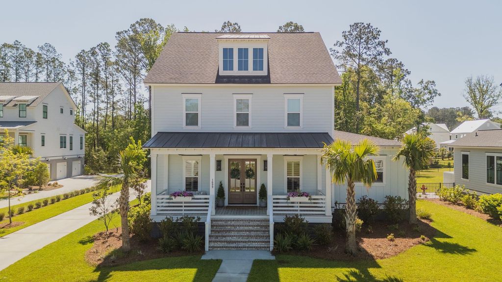 Photo of 1699 Crab Bank Drive, Mount Pleasant, SC 29466 (MLS # 26012270)