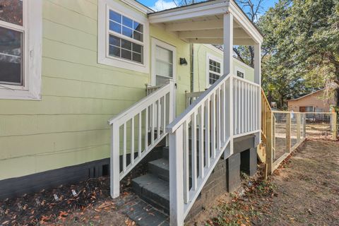 A home in North Charleston