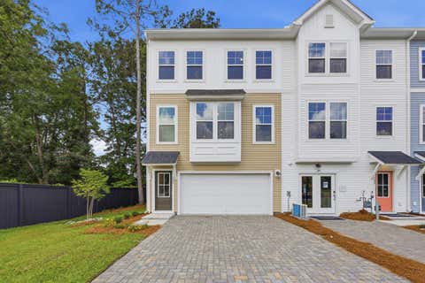 Photo of 124 Fernbank Road Court, Johns Island, SC 29455 (MLS # 26016770)