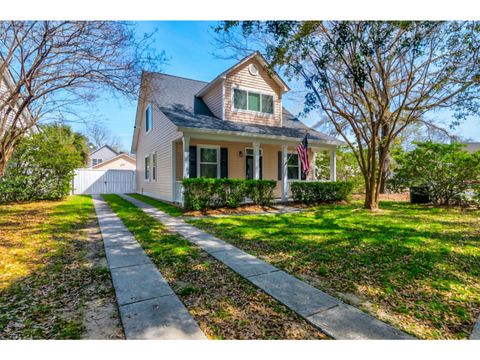 Single Family Residence in Charleston SC 1458 Swamp Fox Lane.jpg