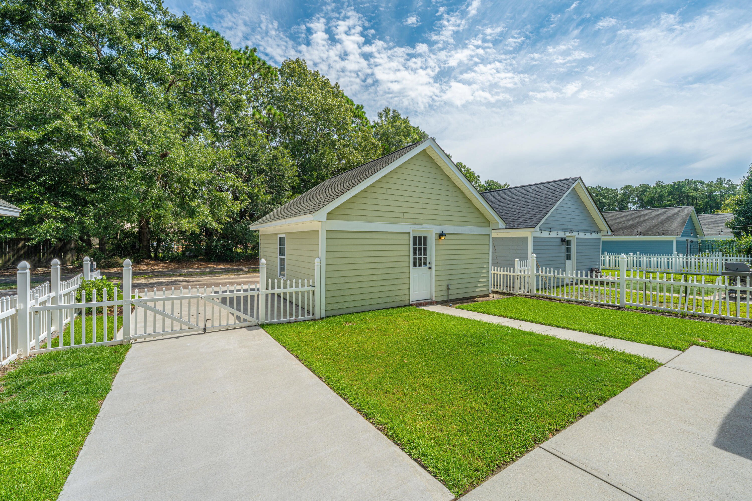 103 Blue Bonnet Street