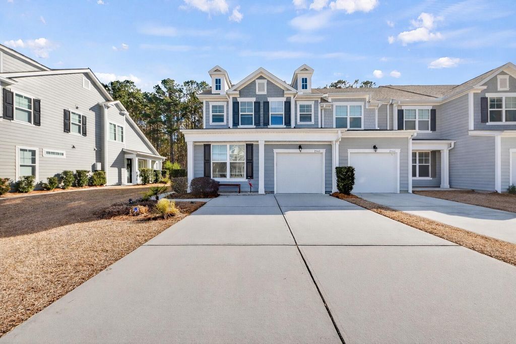 Photo of 2568 Kingsfield Street, Mount Pleasant, SC 29466 (MLS # 26008107)