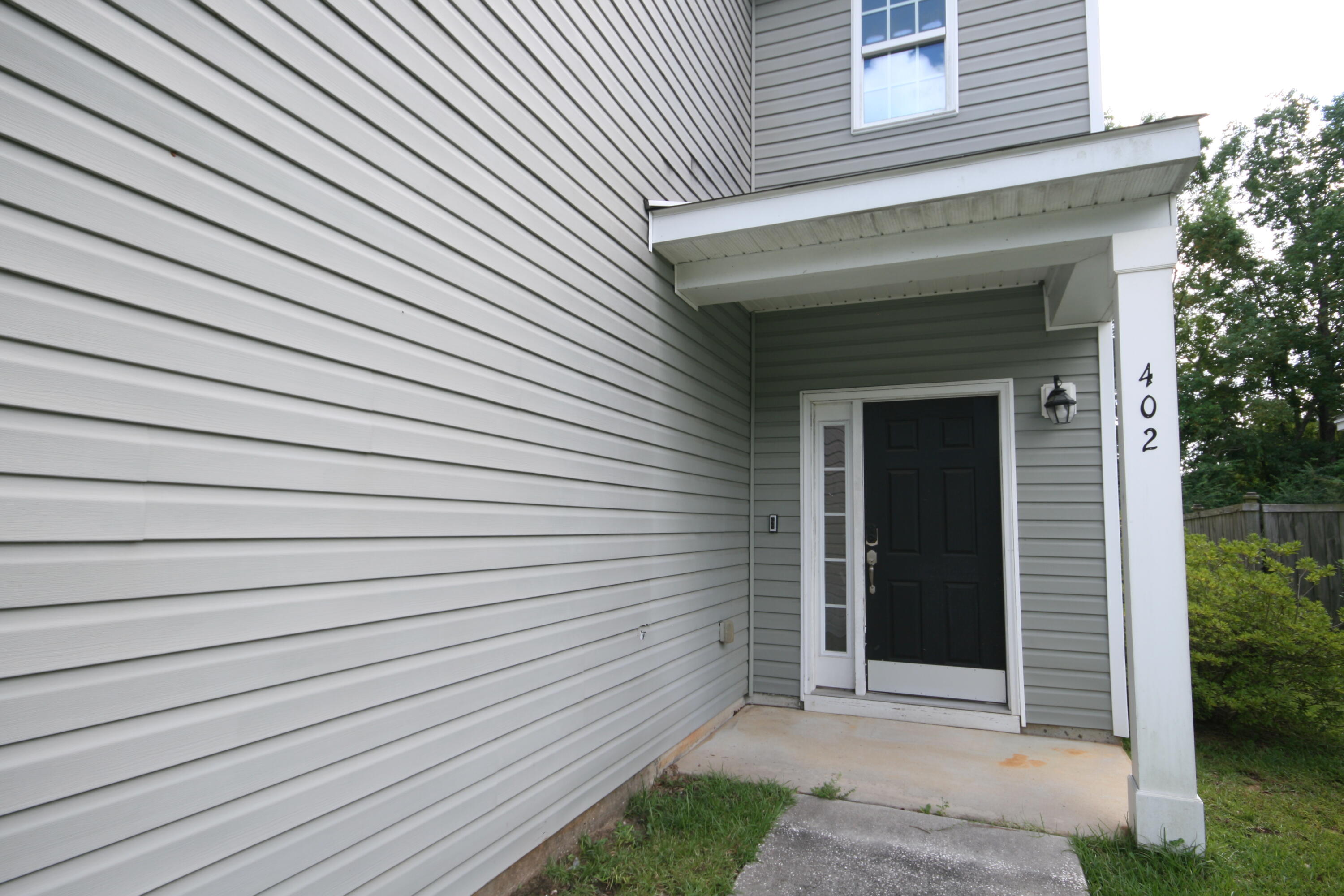402 Rockville Road