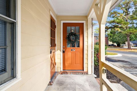 A home in North Charleston