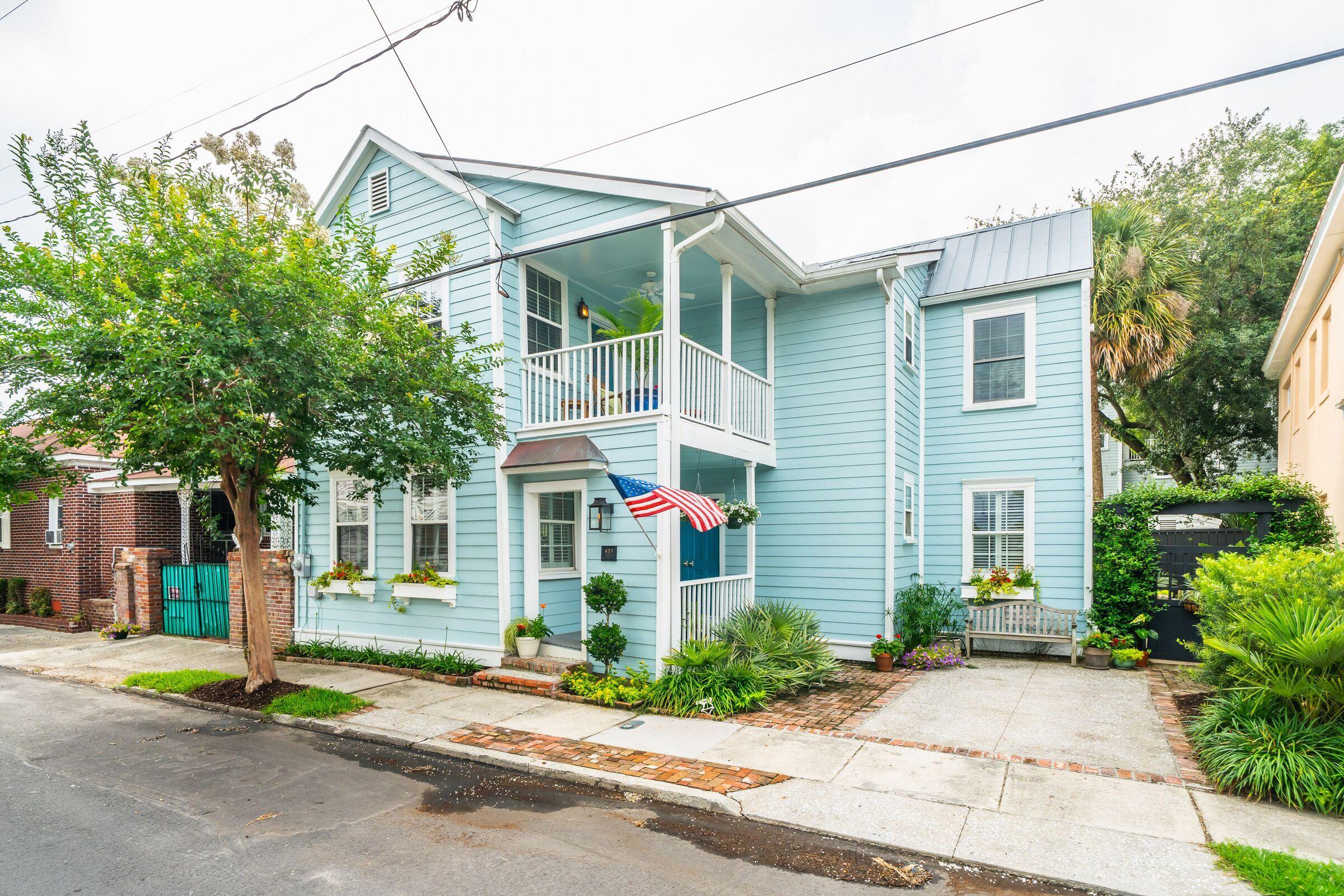 453 Race Street