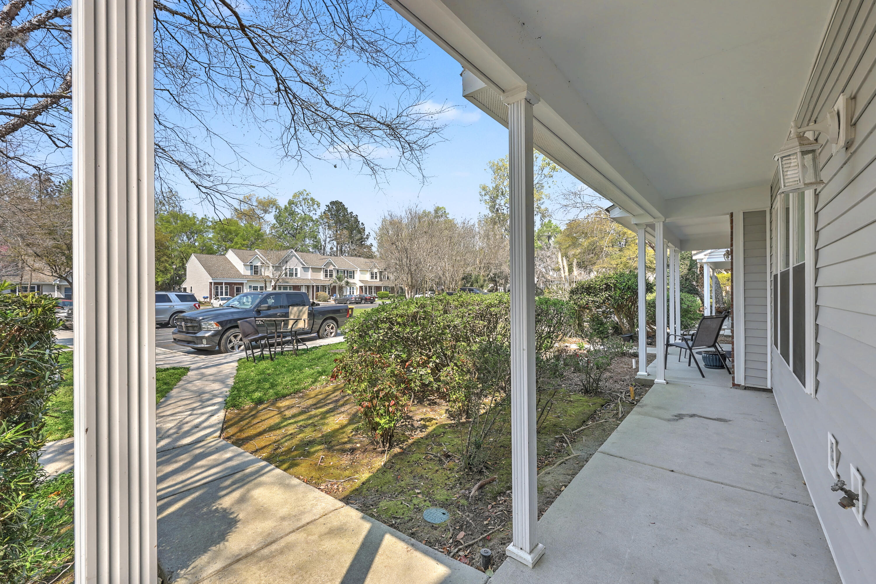 8039 Shadow Oak Drive