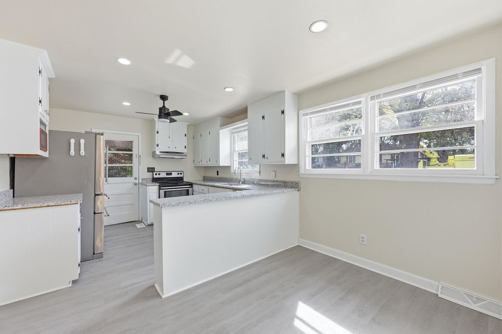 Photo of 4126 Oakridge Drive, North Charleston, SC 29418 (MLS # 26005599)