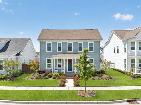 Photo of 691 Blueway Avenue, Summerville, SC 29486 (MLS # 26014678)
