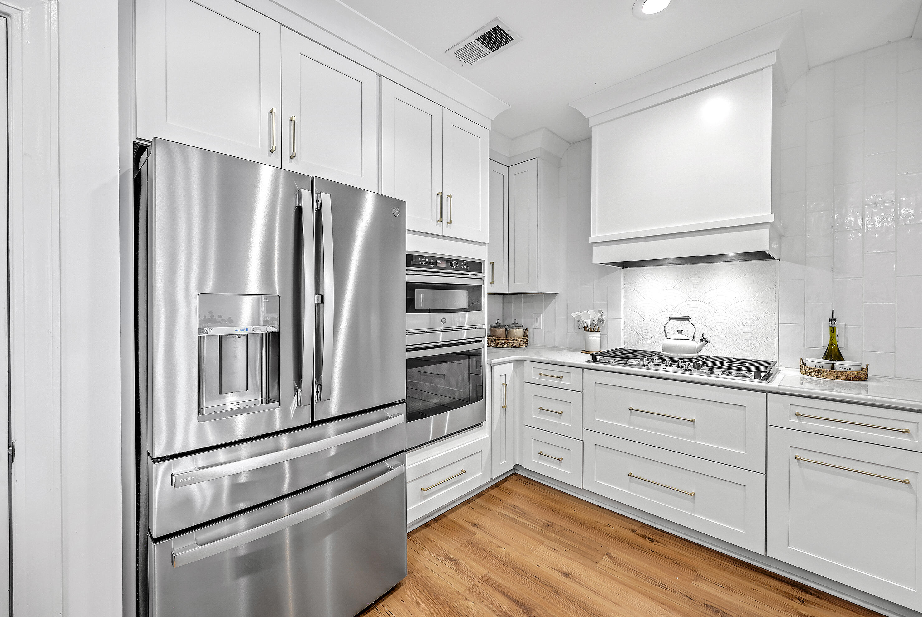 125 Pier View Street 401