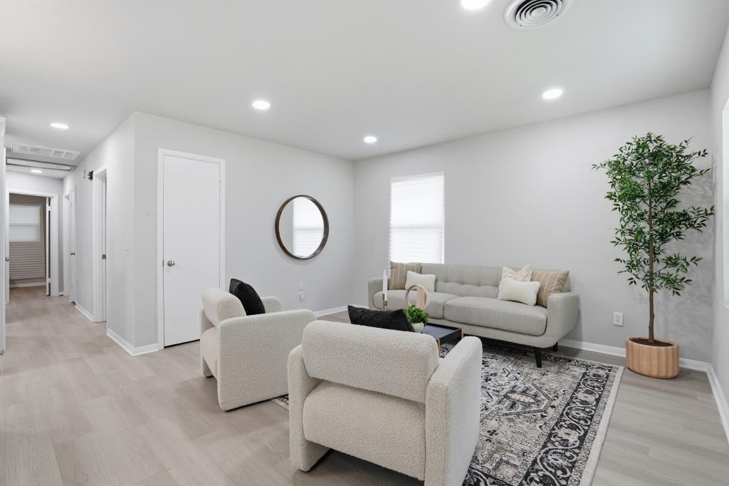 2670 Louise Drive