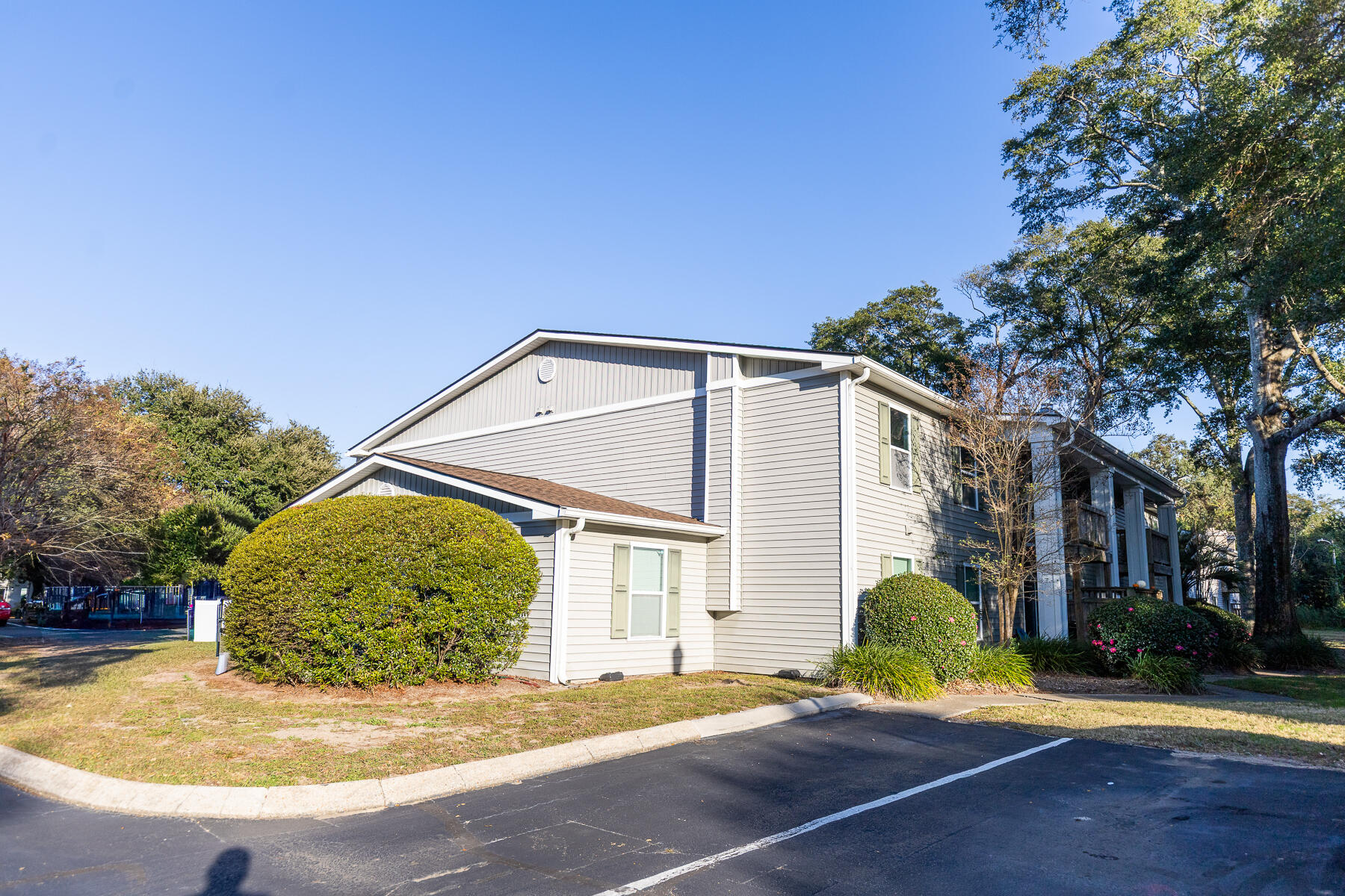 1402 Camp Road 3f