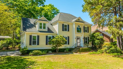 617 Hobcaw Bluff Drive, Mount Pleasant, SC 29464 - #: 24008886