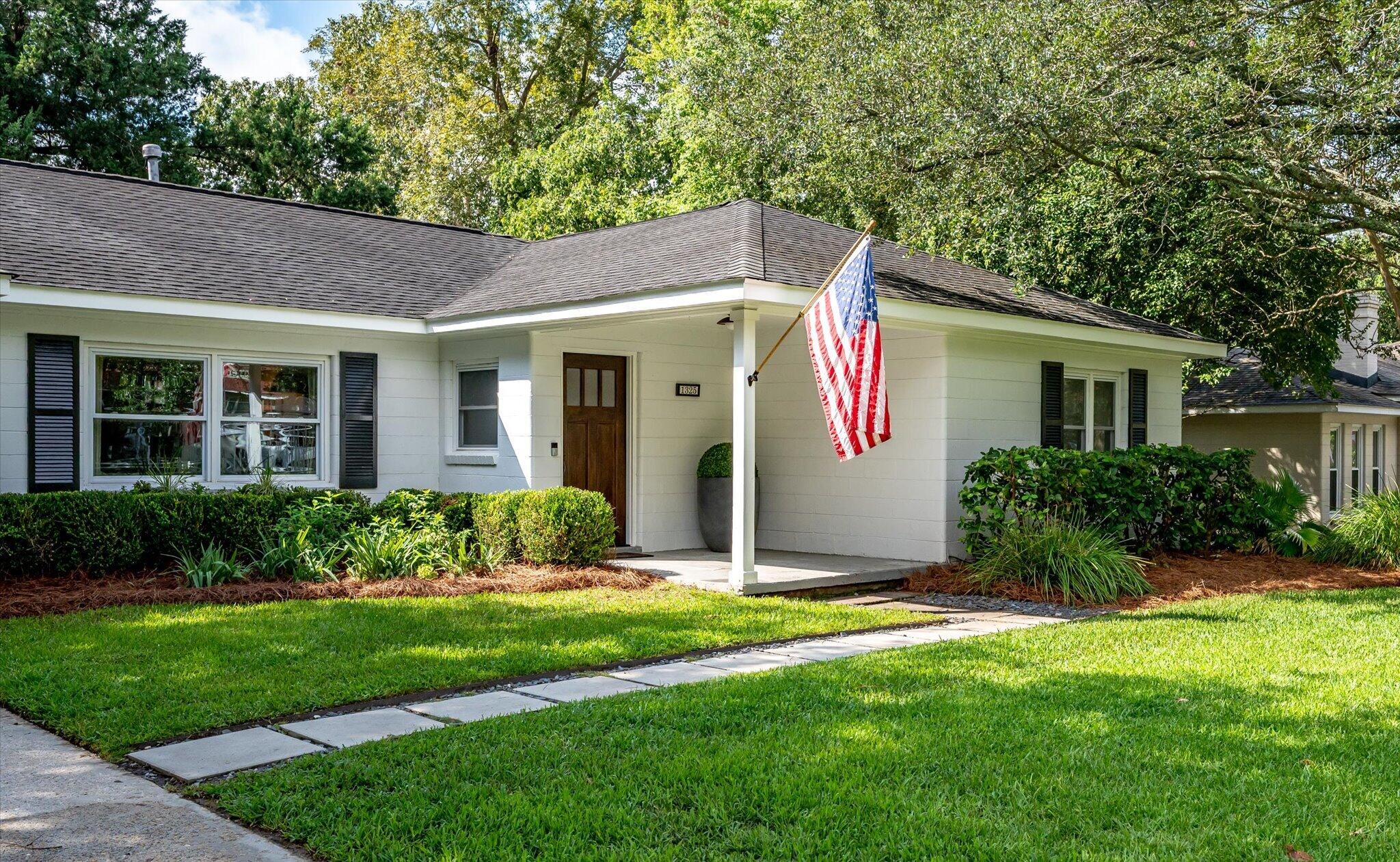1325 Saint Clair Drive