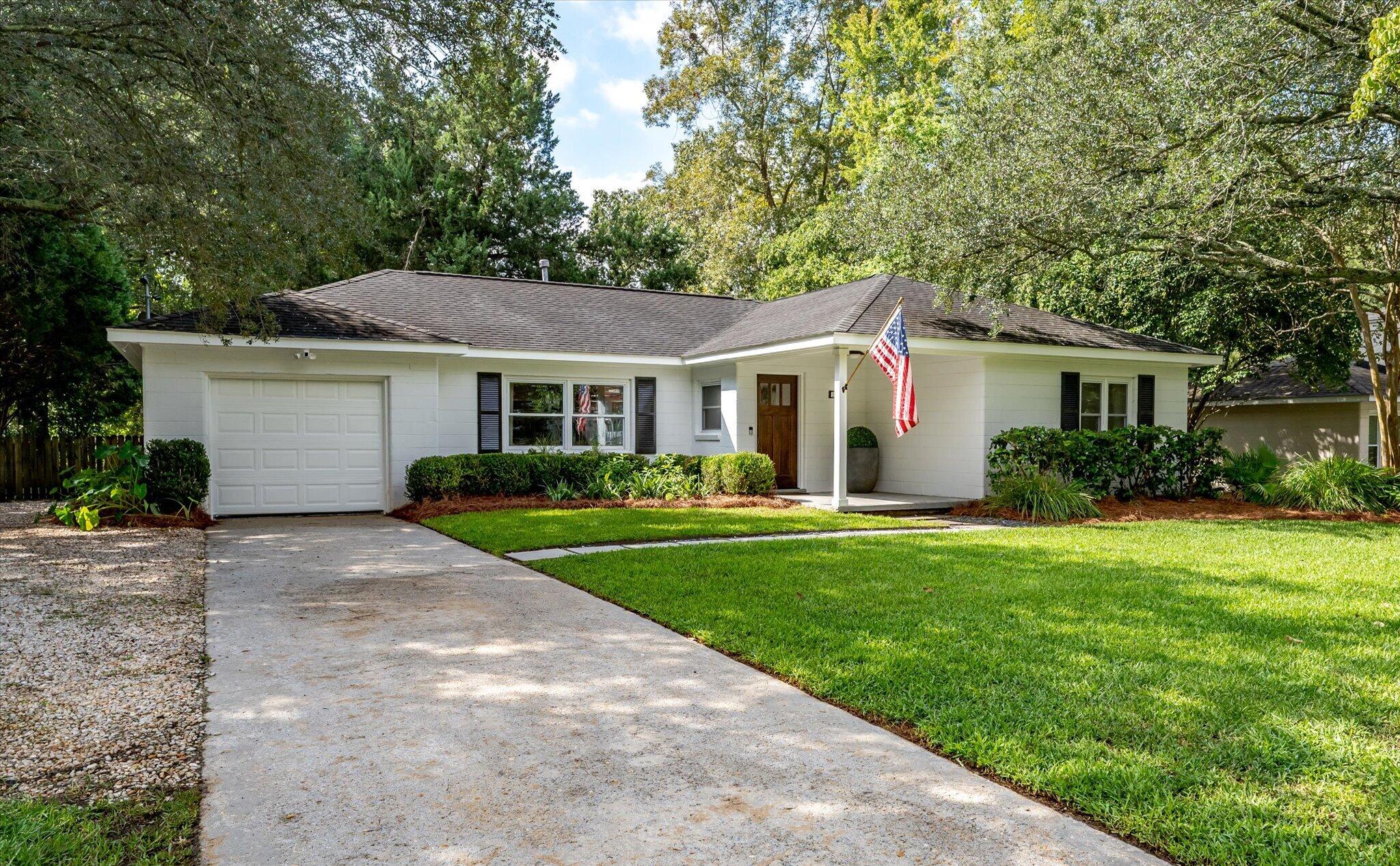 1325 Saint Clair Drive
