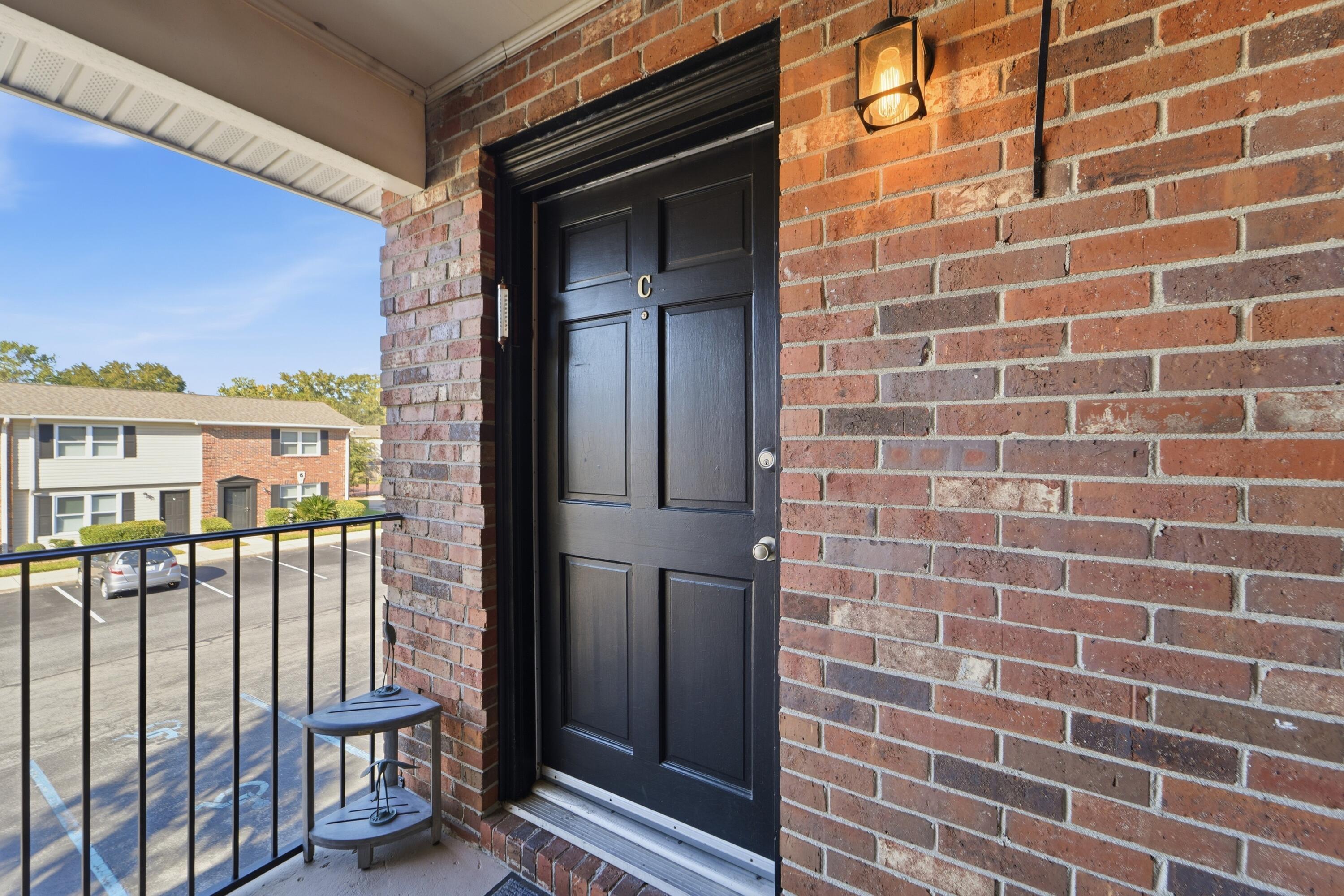415 Parkdale Drive 2c