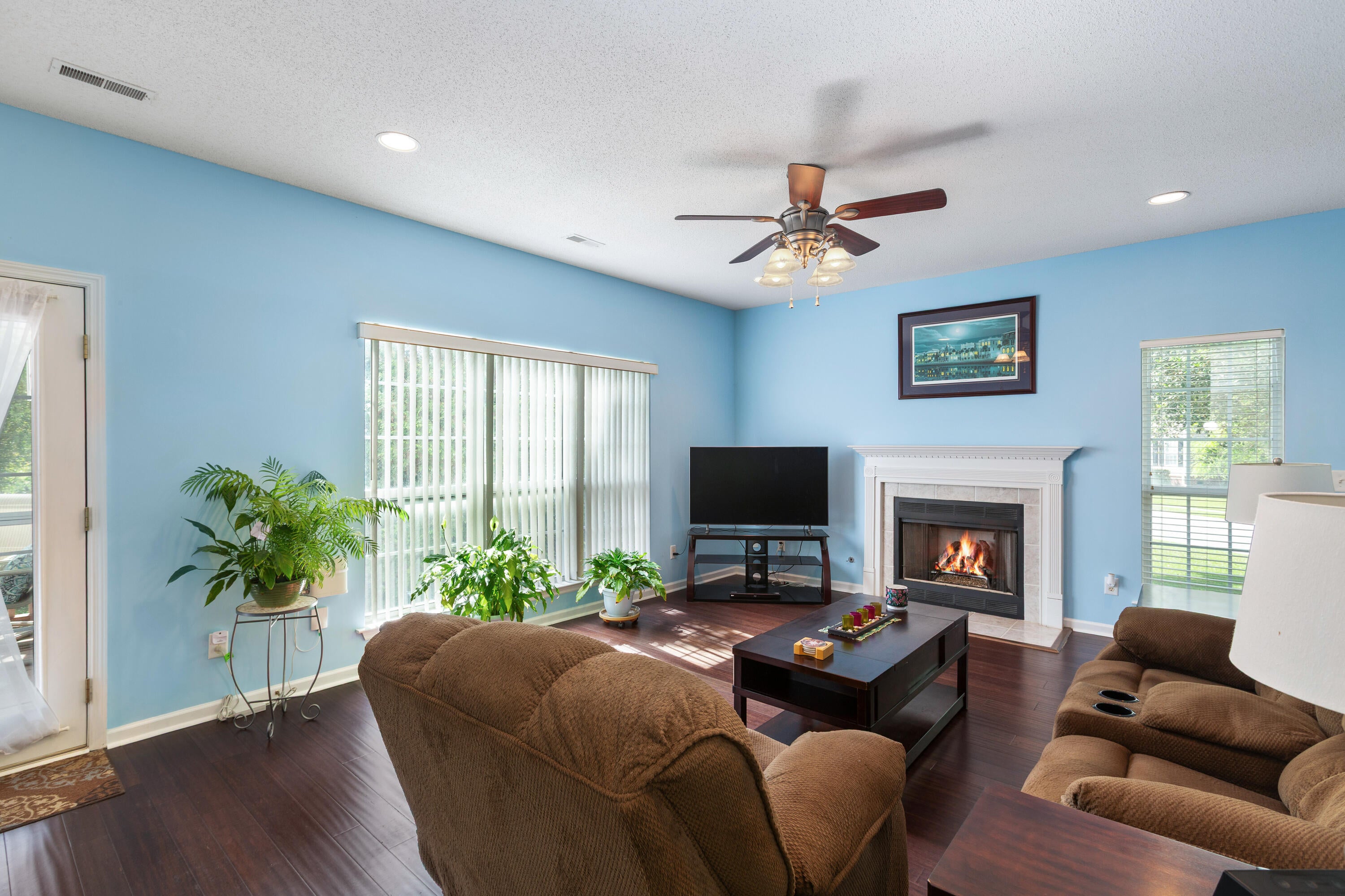 2800 Bottlebrush Court