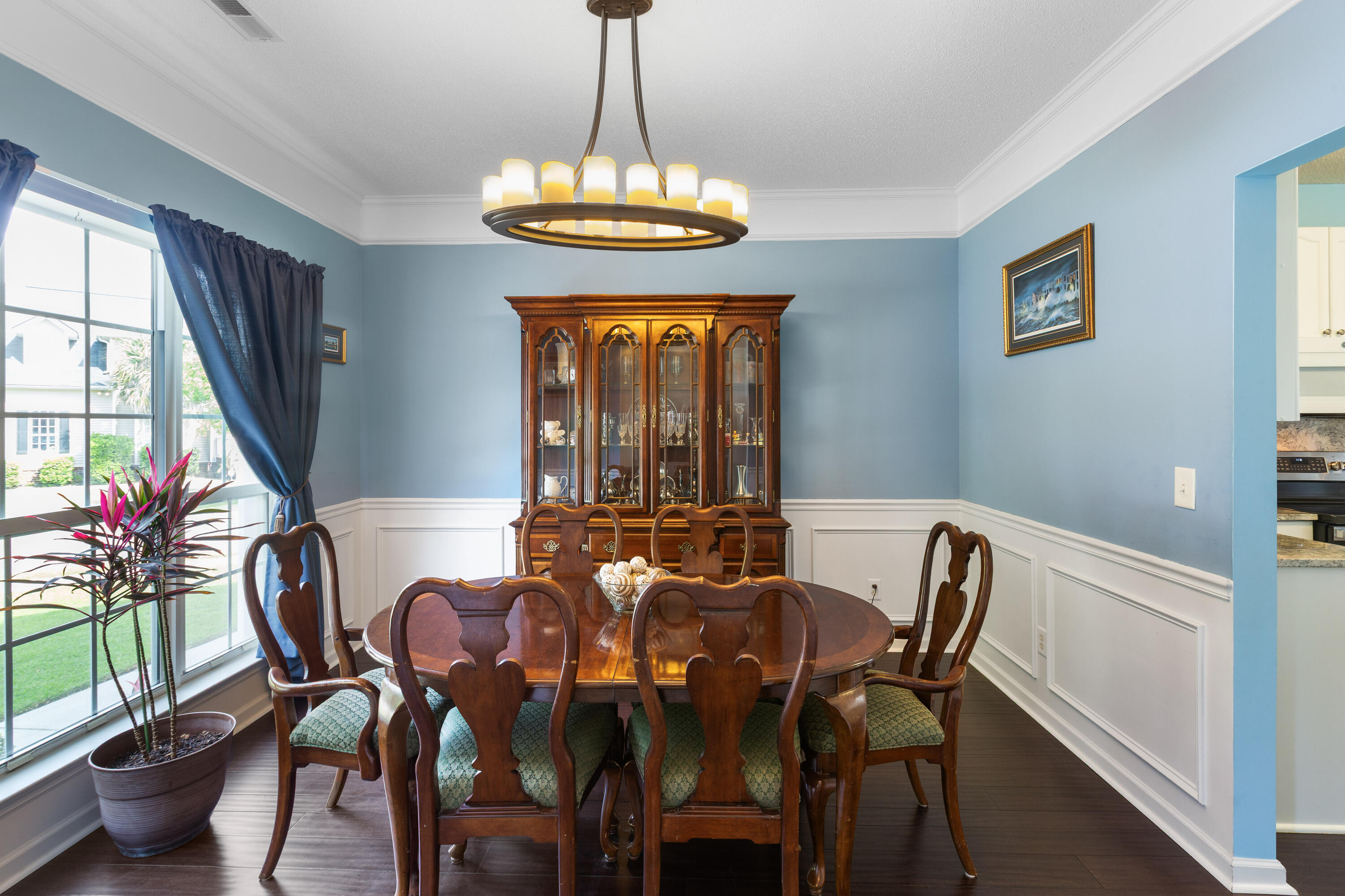 2800 Bottlebrush Court