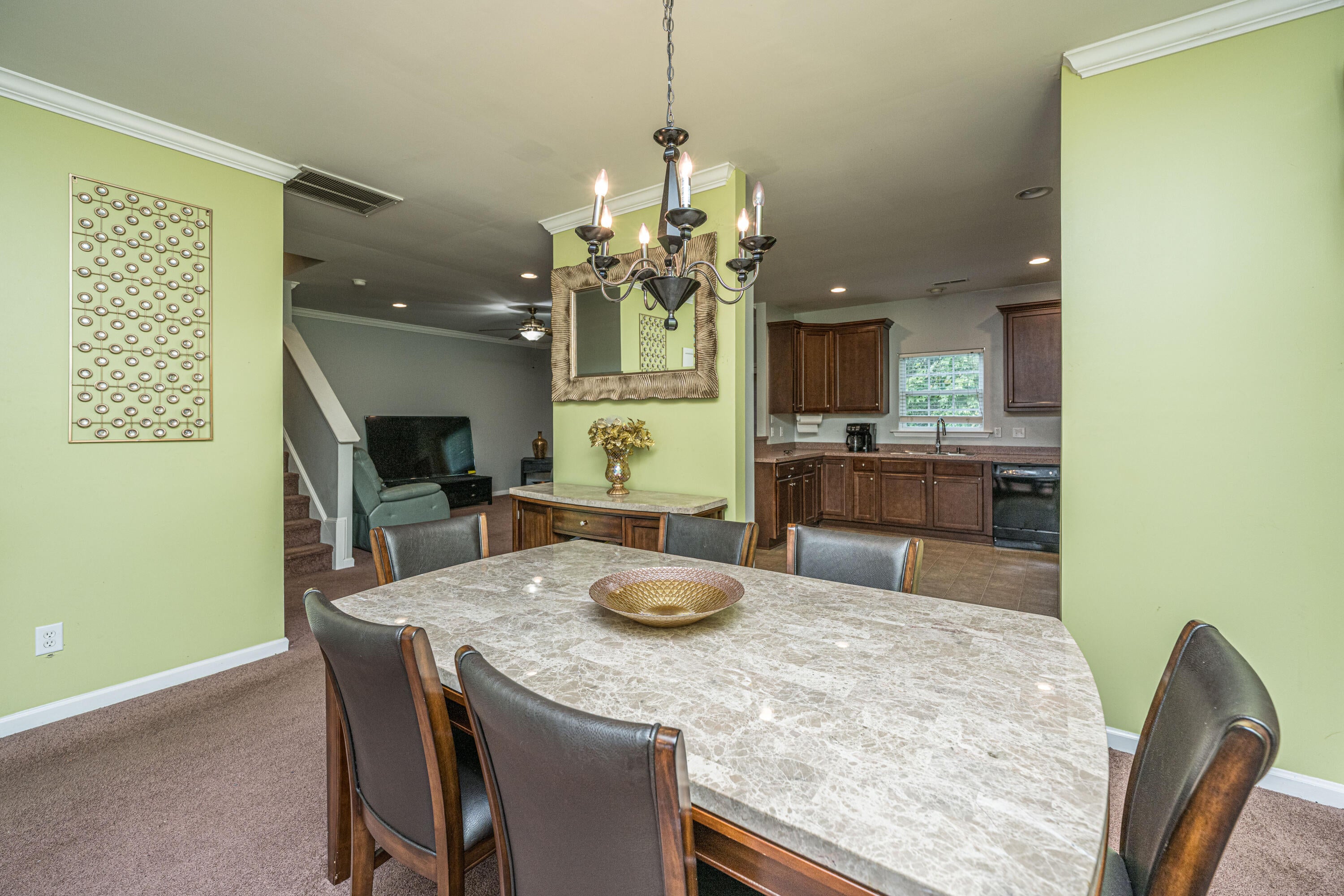 325 Foster Greens Court