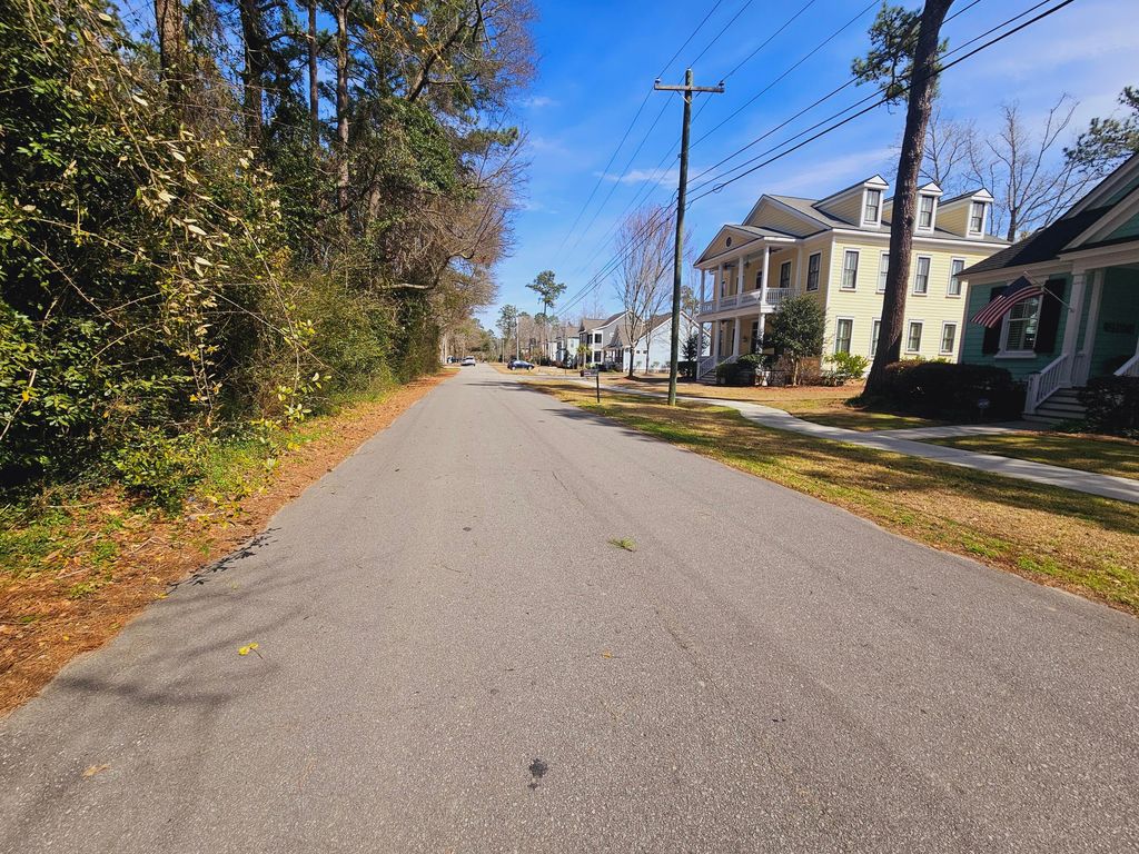 Photo of 0 N Hickory Street, Summerville, SC 29483 (MLS # 24005103)