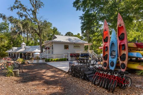 Condominium in Hilton Head Island SC 47 Ocean Lane 46.jpg