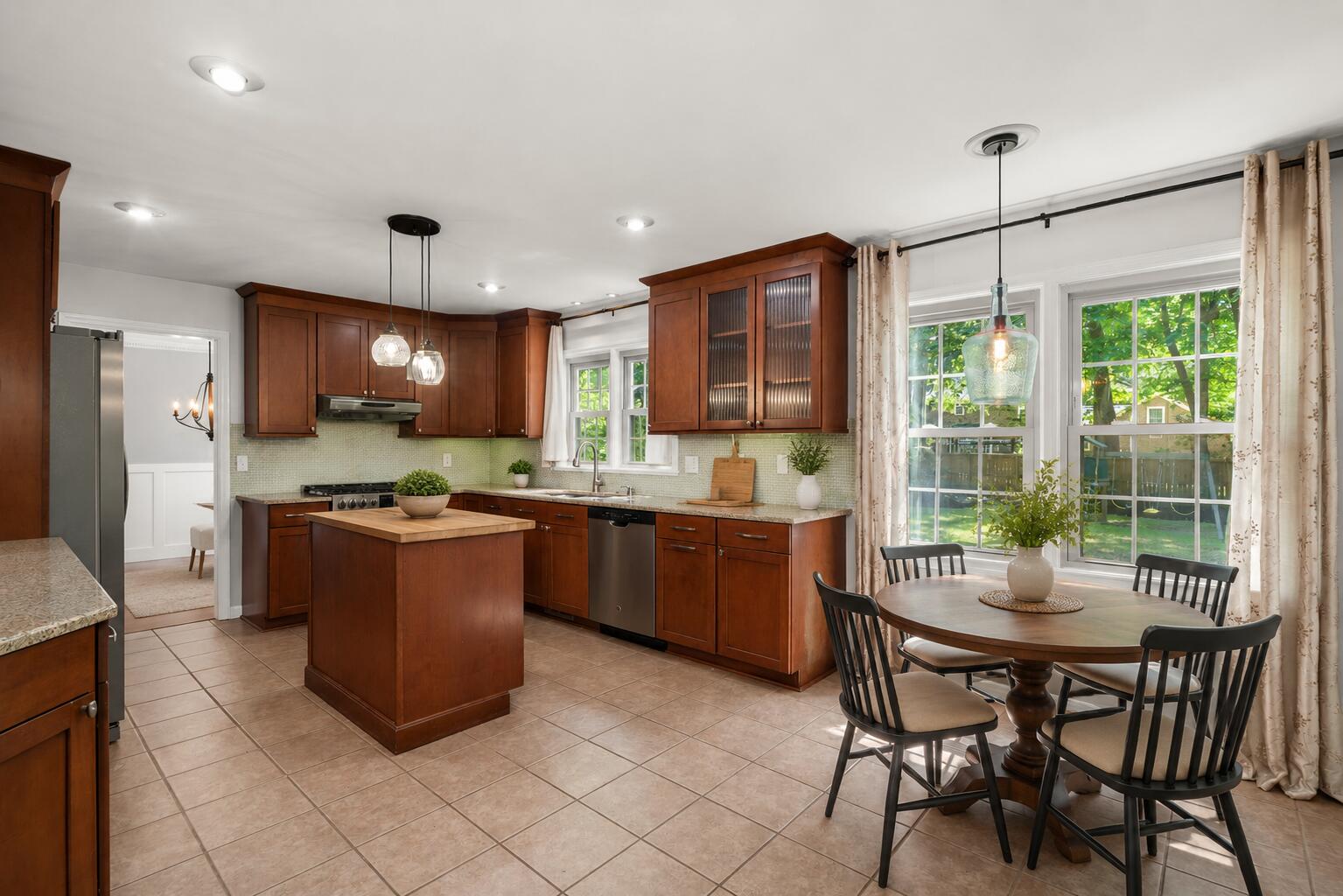 102 Caralana Circle