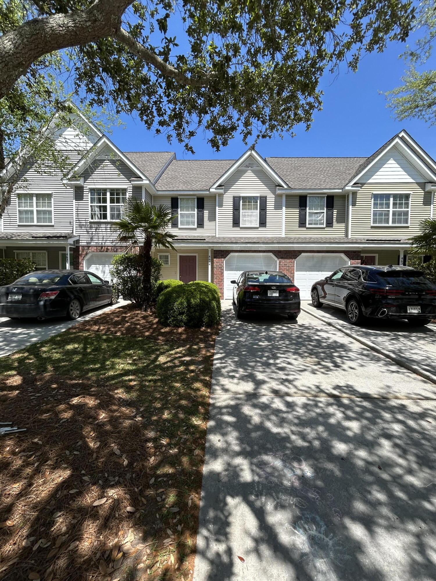 8634 Grassy Oak Trail