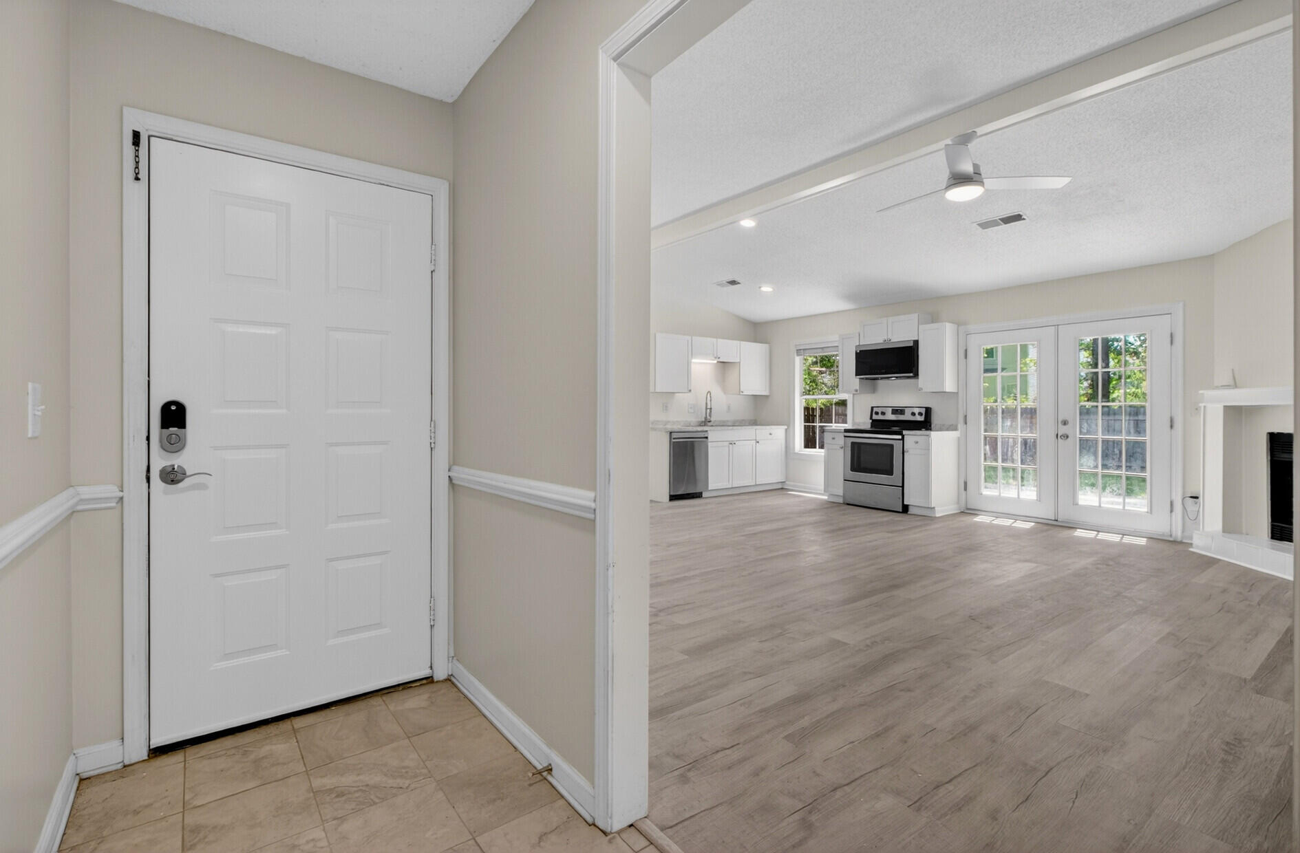 450 Longleaf Drive