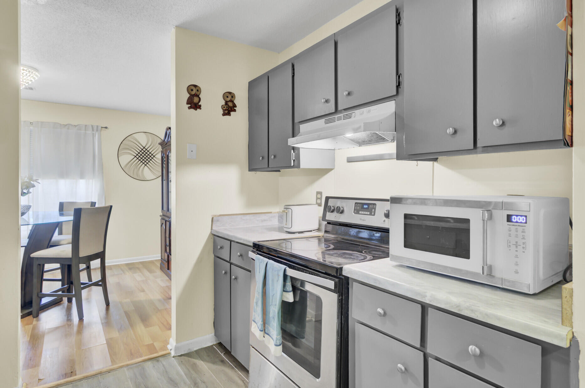 1104 Greenmeadow Drive
