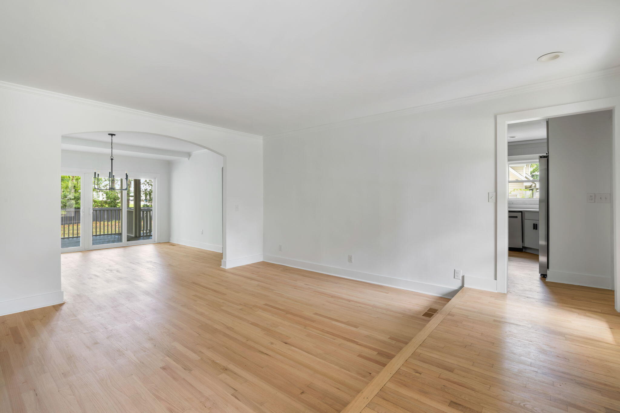 1019 Royalist Road