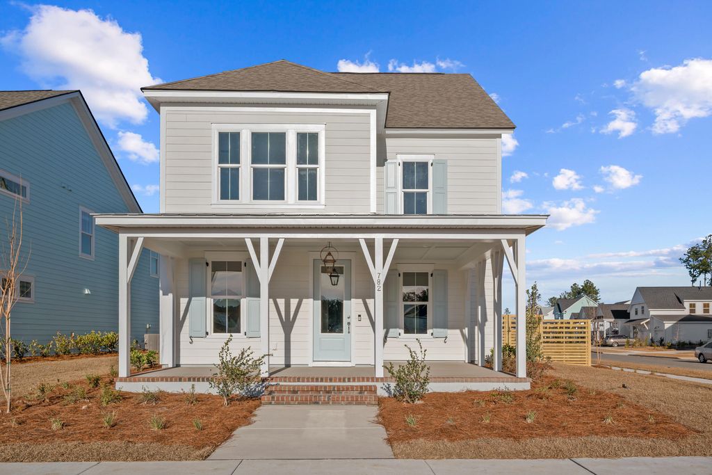 Photo of 782 Blueway Avenue, Summerville, SC 29486 (MLS # 26003498)
