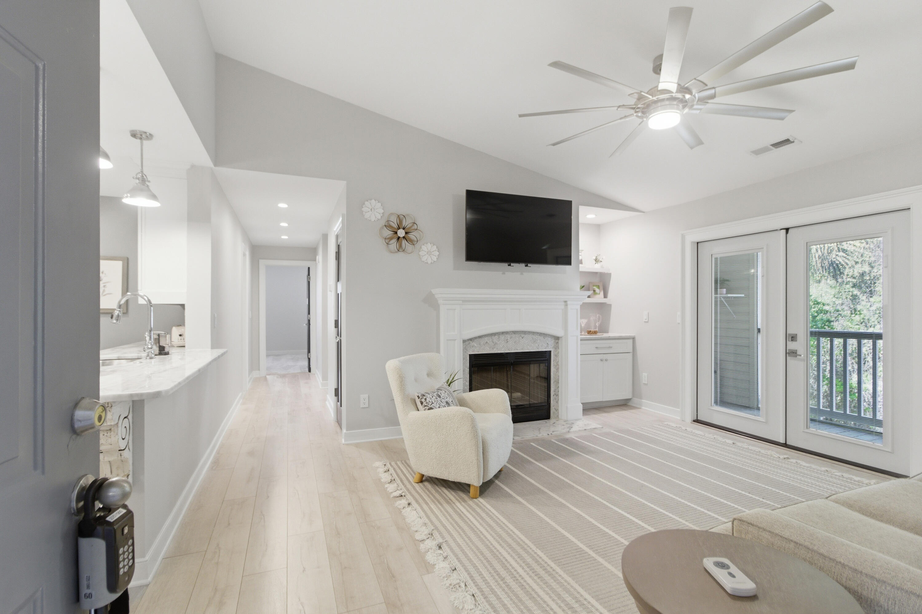 2011 N Highway 17 1300q