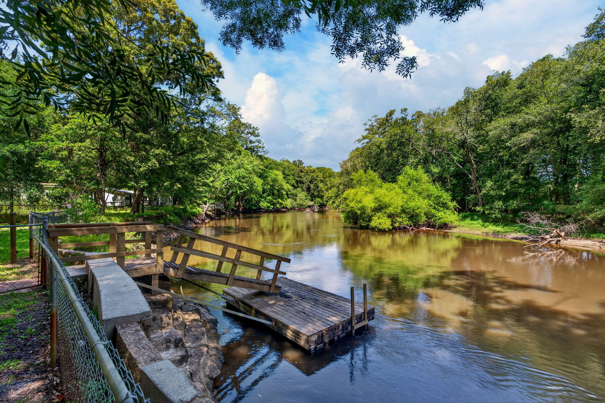 93 Deepwater Trail