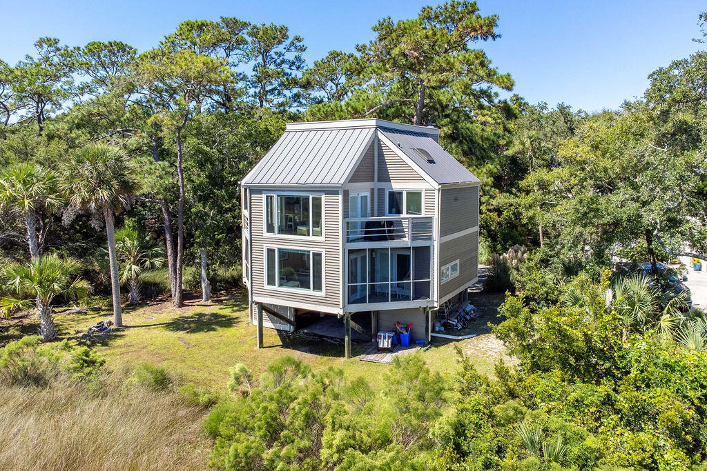 2473 High Hammock Road
