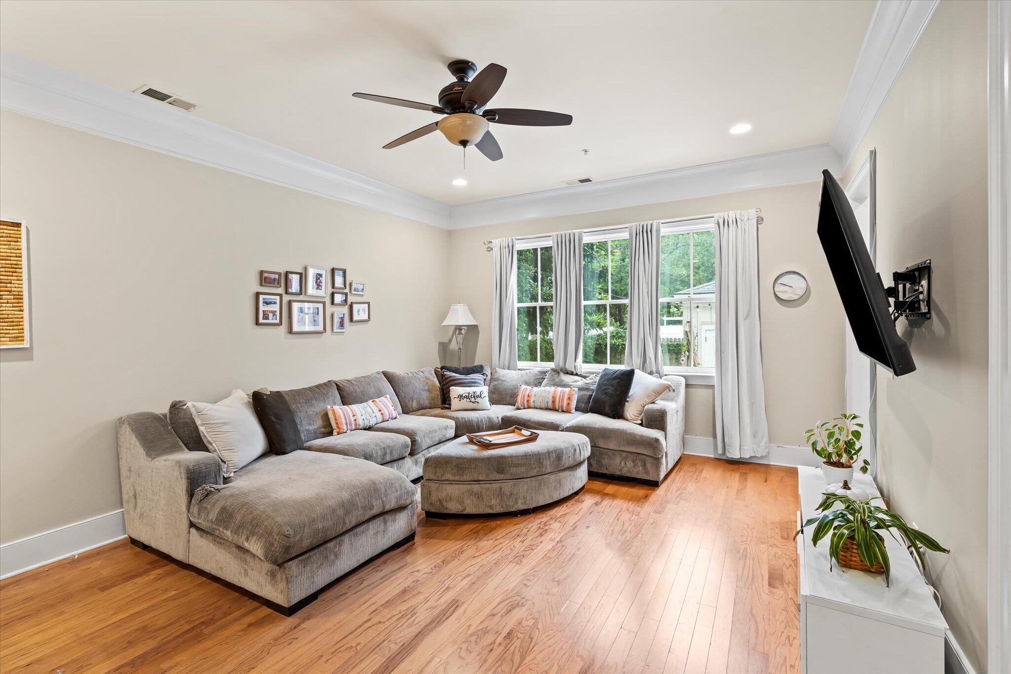 1624 Grey Marsh Road