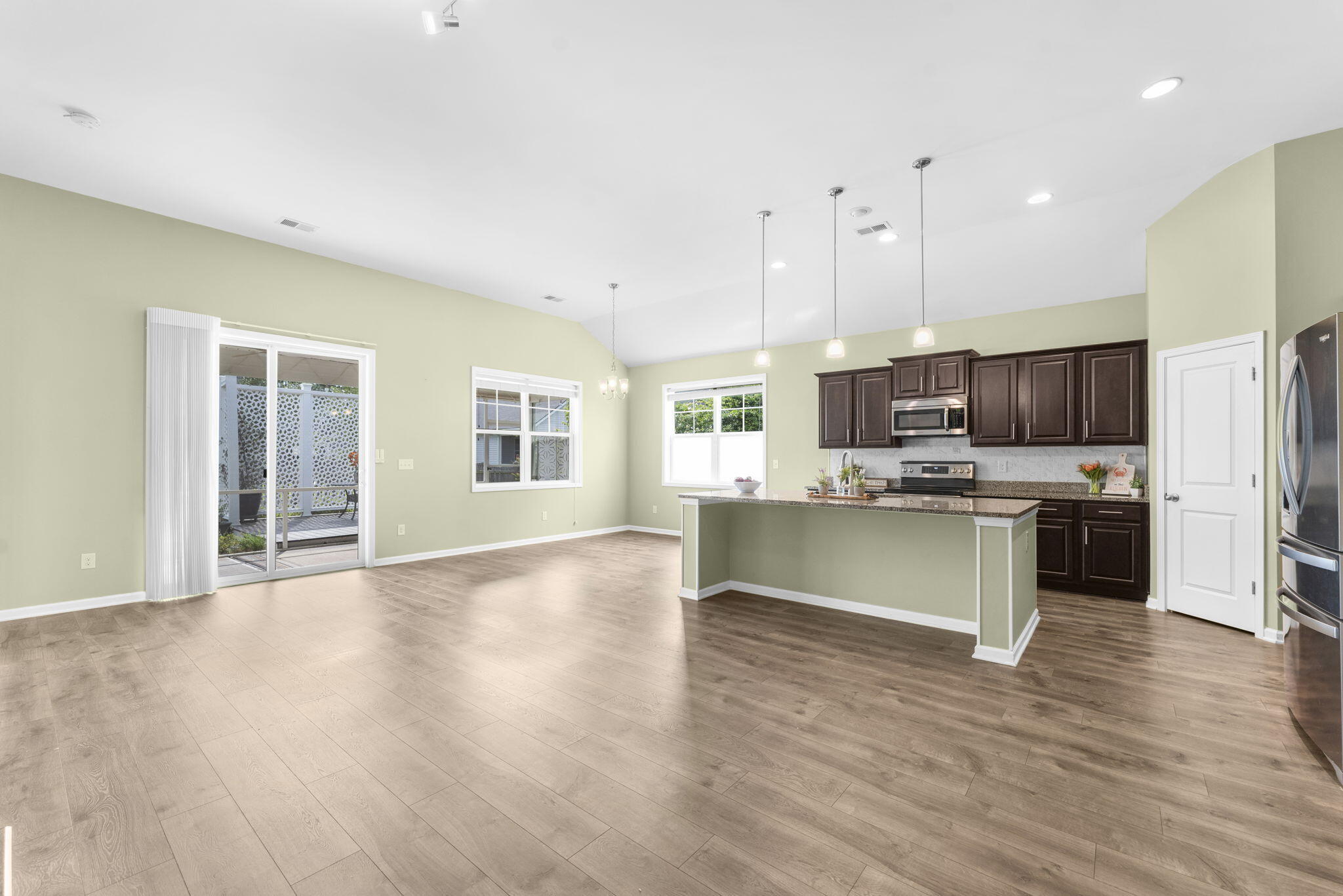 2511 Hummingbird Lane