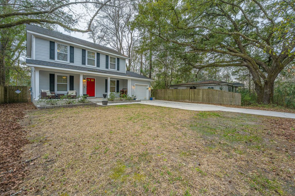 Photo of 2131 Bradham Road, Charleston, SC 29412 (MLS # 26005574)