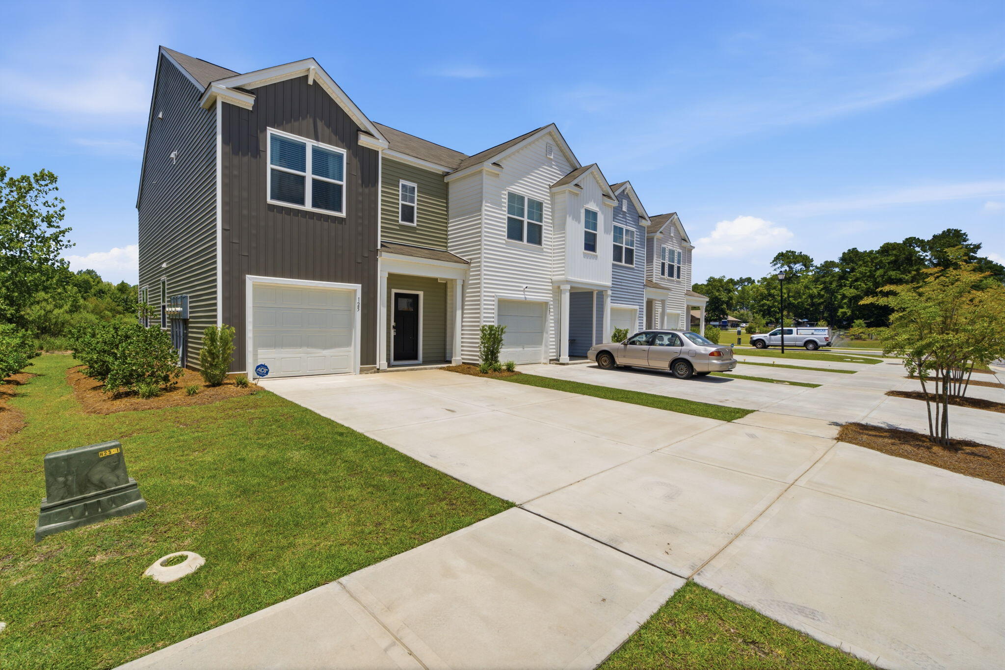 125 Yarrow Way